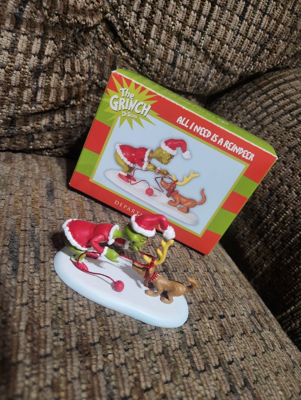 Dept. 56 The Grinch WHO-VILLE ALL I NEED IS A REINDEER Village Accessory 804155